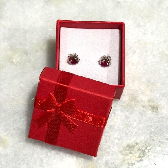 Ladybug Earrings Rhodium Plated Over Silver w/ Simulated Red Stones w/ Gift Box - Picture 4 of 7